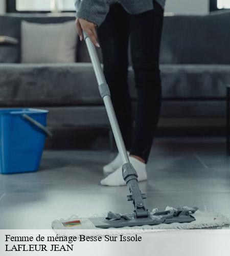 Femme de ménage-4
